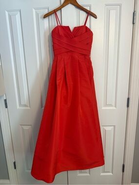 Frascara Coral Gown Size 6 Wedding Guest Mother of Bride Prom